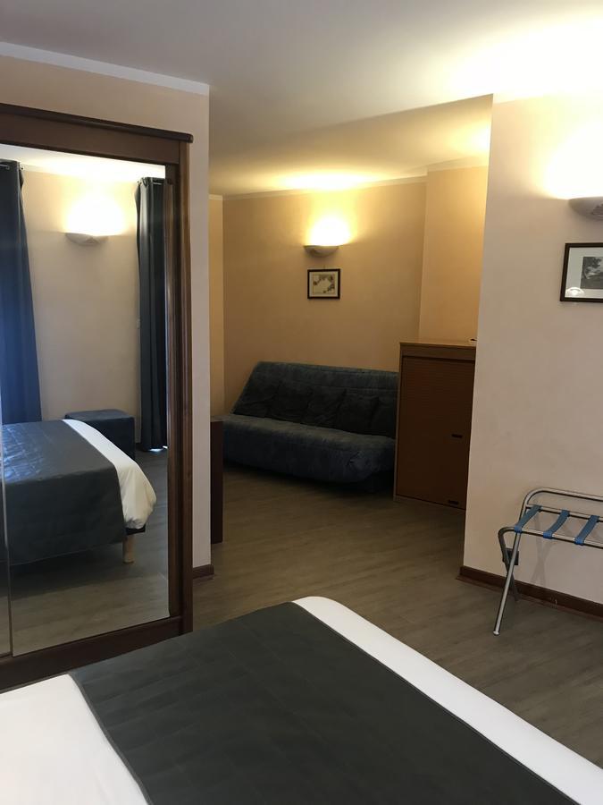 Hotel Vesuvio Lourdes Bagian luar foto